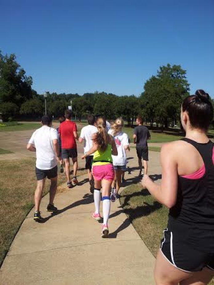 The University of Alabama Honors Running club trains for the Tuscaloosa Half Marathon on March 8. (Photo: Katie Jernigan)